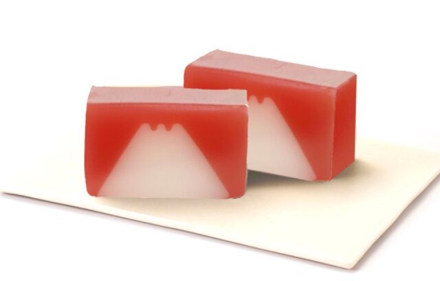 富士山羊羹(いちごミルク)